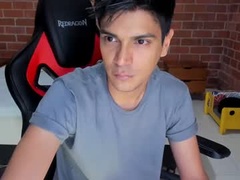 Recent screenshot of aaron_latino