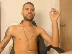 Recent screenshot of adri_sexboy229