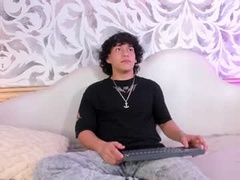 Recent screenshot of adrian_black86306
