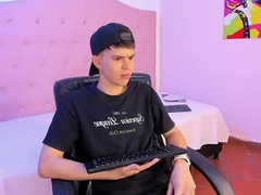 Recent screenshot of akissangel