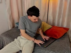 Recent screenshot of alan_noir