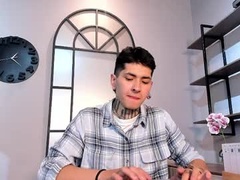 Recent screenshot of alejo_grey_