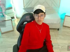 Recent screenshot of alexis_tay