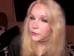 Recent screenshot of alicauwumeow