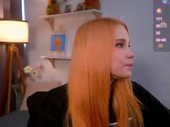 Recent screenshot of alissa_kitty_