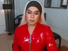 Recent screenshot of alluringemerald