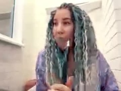 Recent screenshot of amywalterz