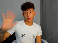 Recent screenshot of andrew_twink18