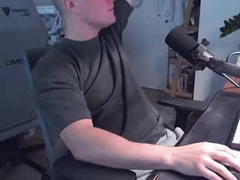 Recent screenshot of andycandy19942