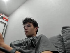 Recent screenshot of annalucasshow