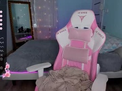 Recent screenshot of anyataylorr
