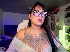 Recent screenshot of apurple_tulip