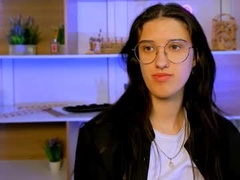 Recent screenshot of ariella_ley