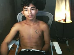 Recent screenshot of asian_hunk_moreno