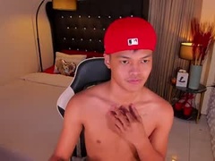 Recent screenshot of asianhugescott