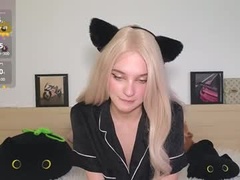 Recent screenshot of astridmoss