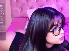 Recent screenshot of bella_thixx