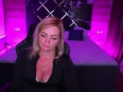 Recent screenshot of blondeviva