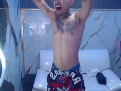 Recent screenshot of boy_tatto777