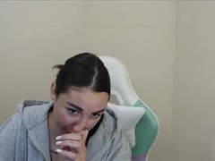 Recent screenshot of cammila_horn