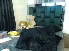 Recent screenshot of candelafoxx