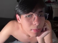 Recent screenshot of candlesboy