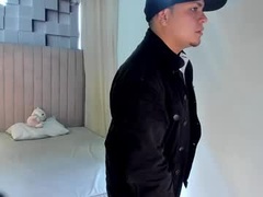 Recent screenshot of candysays_