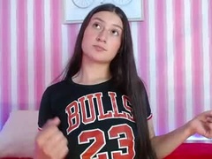 Recent screenshot of carito_pink