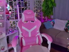 Recent screenshot of carolinebigboobs