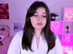 Recent screenshot of chloe_barrison