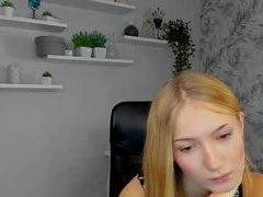 Recent screenshot of chloeblonde18