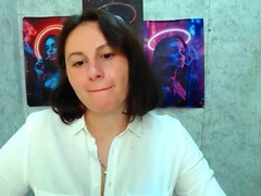 Recent screenshot of chloejill_