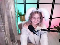 Recent screenshot of chloewells