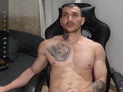 Recent screenshot of colombianmuscle8