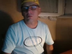 Recent screenshot of couplechampagne