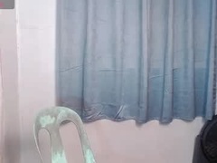 Recent screenshot of cum2myworld_