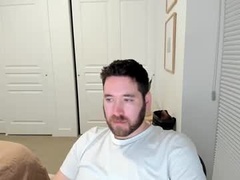 Recent screenshot of curiouspeteyp