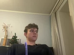 Recent screenshot of curly_king_