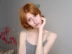 Recent screenshot of cute__redhead
