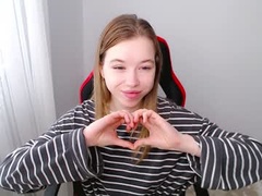 Recent screenshot of cute_beauty