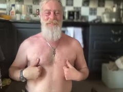 Recent screenshot of daddycuddle