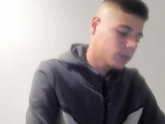 Recent screenshot of danielsanta_18