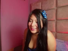 Recent screenshot of danna_glow