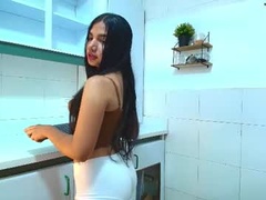 Recent screenshot of daphne_gloww