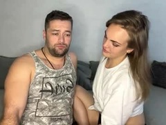 Recent screenshot of deeplookscouple