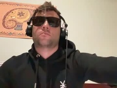 Recent screenshot of dilldobaggins