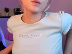 Recent screenshot of dolly_blush
