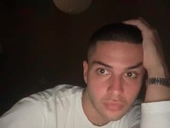 Recent screenshot of e_v_e__