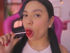 Recent screenshot of ela_hilton_