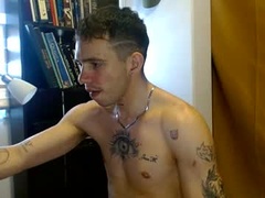 Recent screenshot of elliot_uwu
